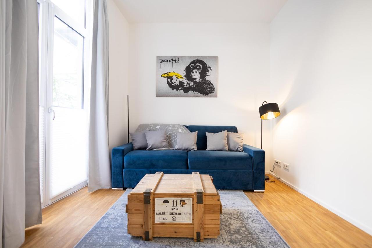 Ko-Living - Beatles Und Banksy Suites & Studios Am Eselsbrunnen - Altstadt - Kueche Halle  外观 照片